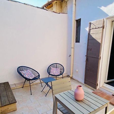 Appartements Entre Provence Et Camargue Tarascon Ngoại thất bức ảnh