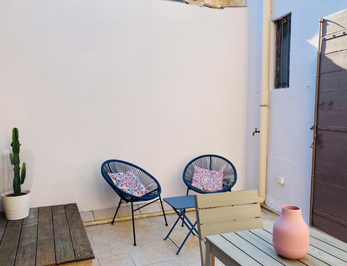 Appartements Entre Provence Et Camargue Tarascon Ngoại thất bức ảnh